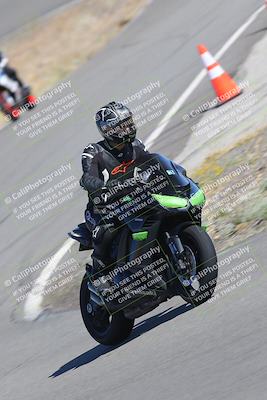 media/Nov-12-2023-Classic Track Days (Sun) [[11f17acb81]]/Group 3/session 2 turn 9/